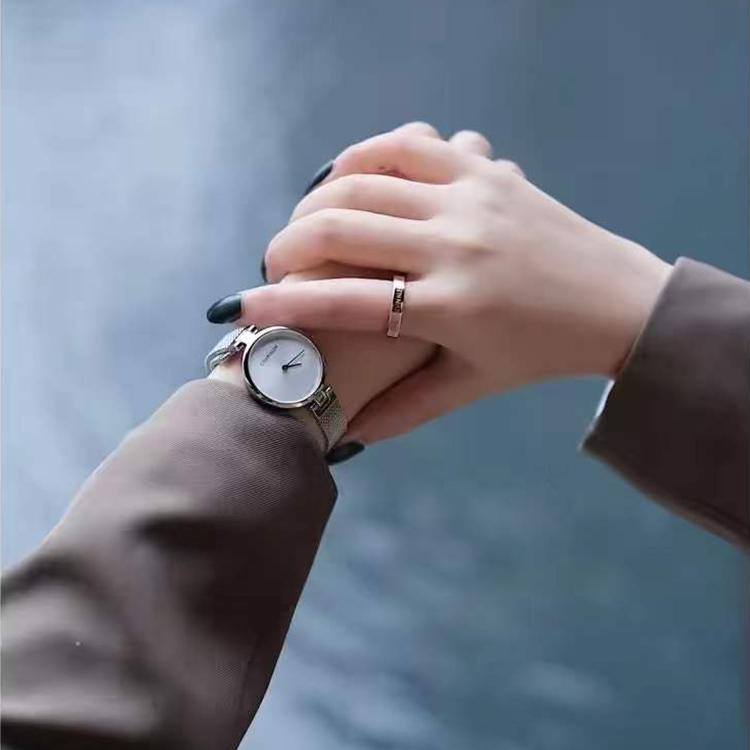 Calvin Klein Часы Calvin Klein Quartz Pure Series Кварцевый механизм Стальной ремешок Белый циферблат Женские часы K8G23126