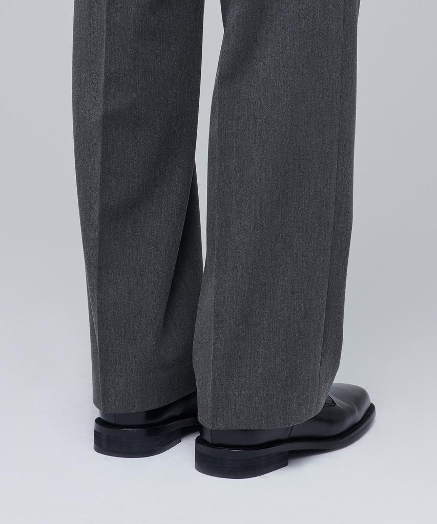 MUSINSA STANDARD Heavyweight Fleece-Lined Wide Hidden Elastic Waist Slacks [Medium Gray]