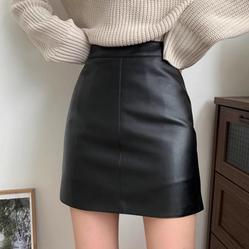 Черная узкая юбка А-силуэта из искусственной кожи: Женская осенне-зимняя короткая юбка с запахом на бедрах