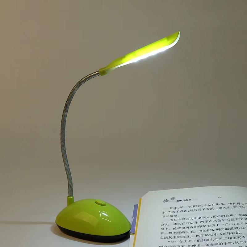 Children Bedroom Foldable Portable LED Desk Lamp Children Eye Protection Student Study Reading LED Table Lamp Battery Powered