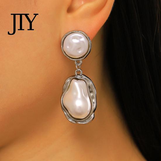 Statement Faux Pearl Earrings 1 Pair Drop for Women, Irregular Baroque Imitation Design Retro Metal Frame Stud Earrings, Double-Layered Pendant French
