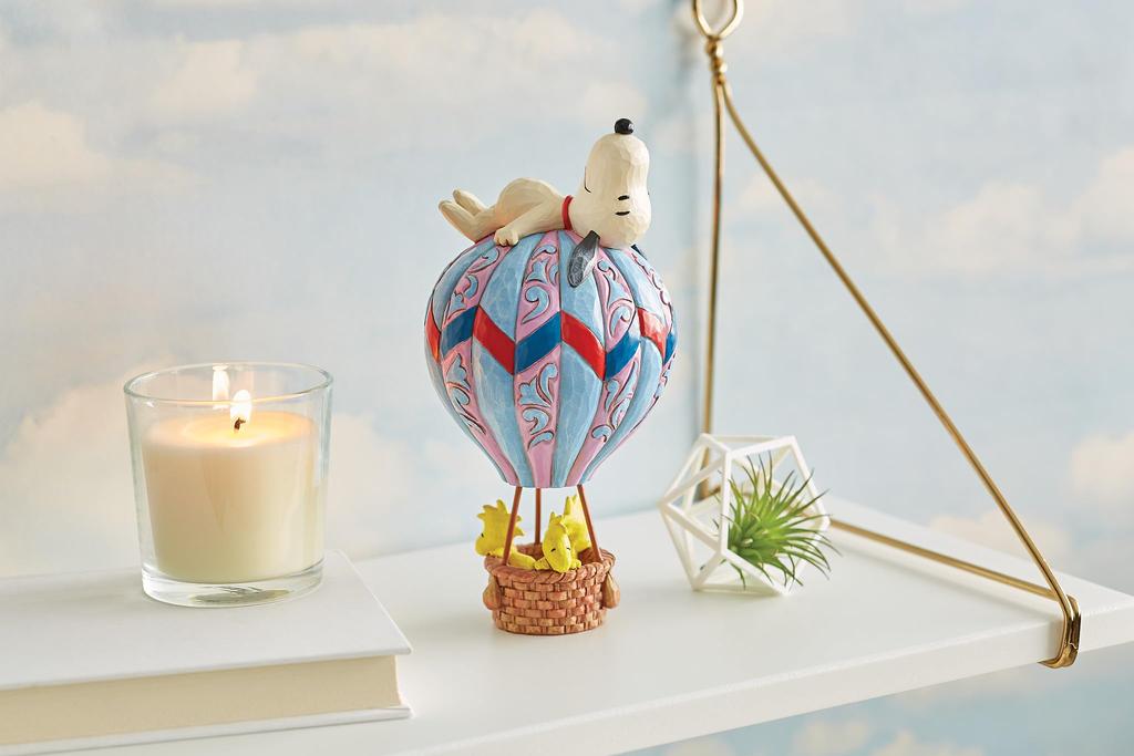 Enesco Peanuts by Jim Shore Snoopy Hot Air Balloon Multicolor Stand, 7.48 inches,