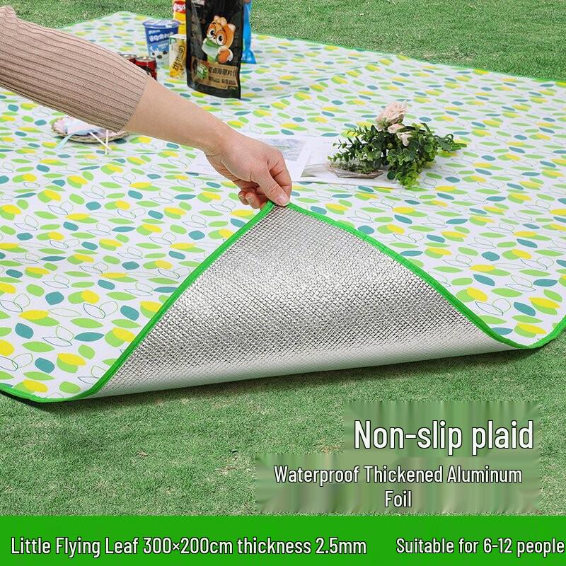 Outdoor Picnic Mat: Portable, Thickened, Moisture-Proof Cushion for Hiking, Camping, and Park Leisure.