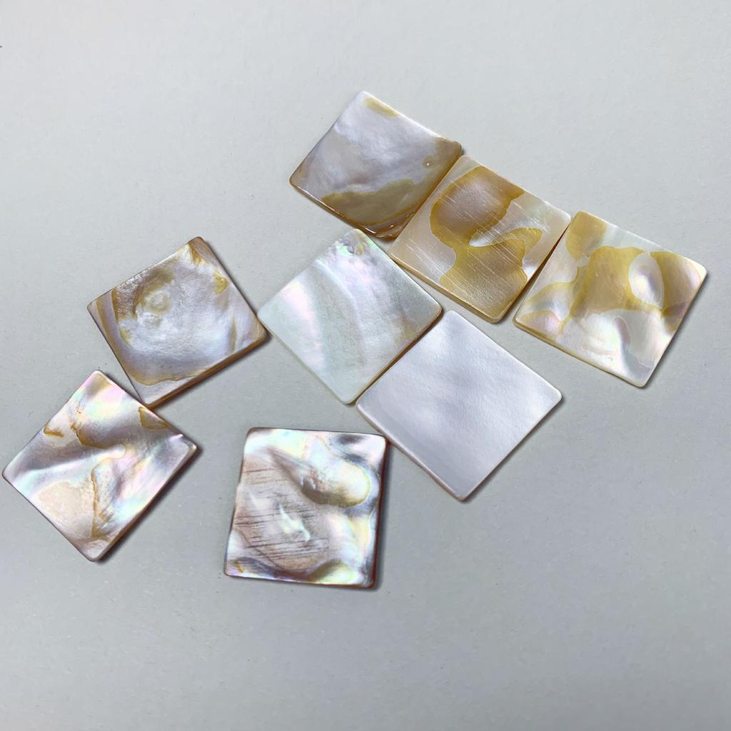 100Pcs/Pack Coasters Ins Style Square DIY 2x2CM 2mm Jewelry Making Accessories Natural Shell Home Decor
