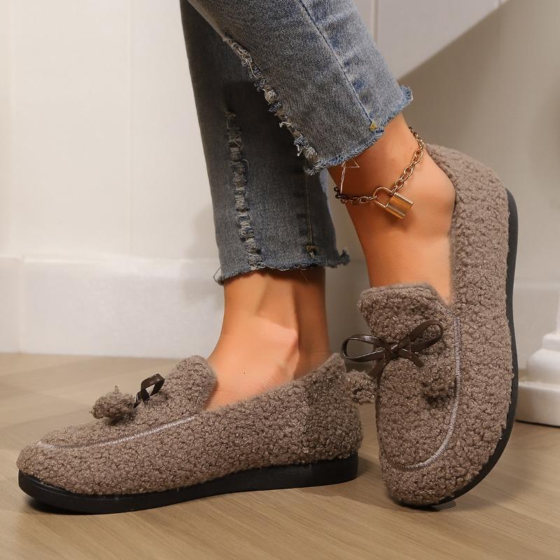 2024 Женская зимняя новая хлопковая обувь Модная теплая и удобная плюшевая плоская женская хлопковая обувь с бантом