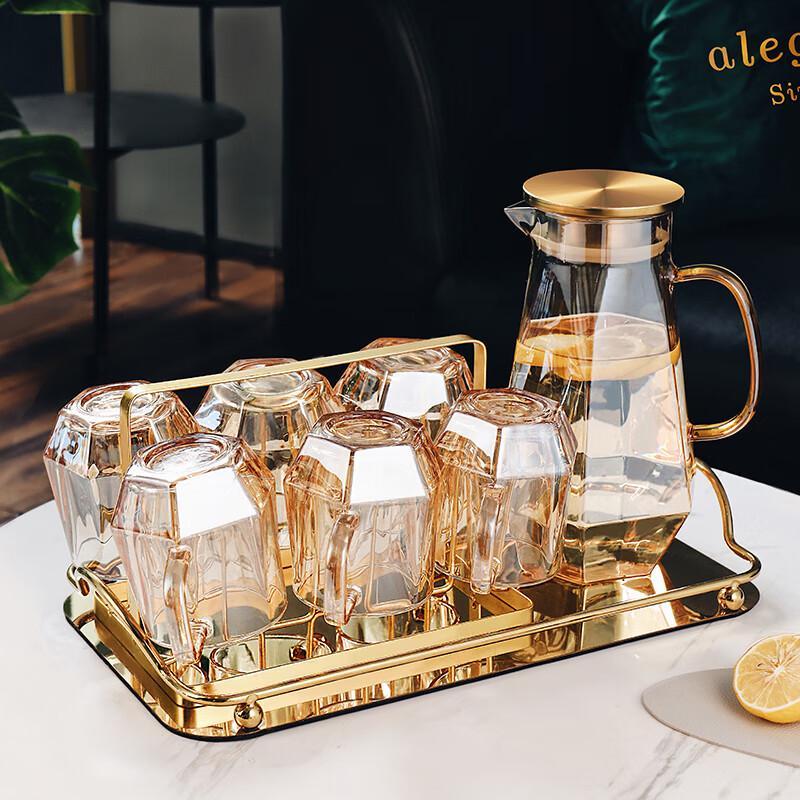 Diamond Pattern Glass Drinkware Set