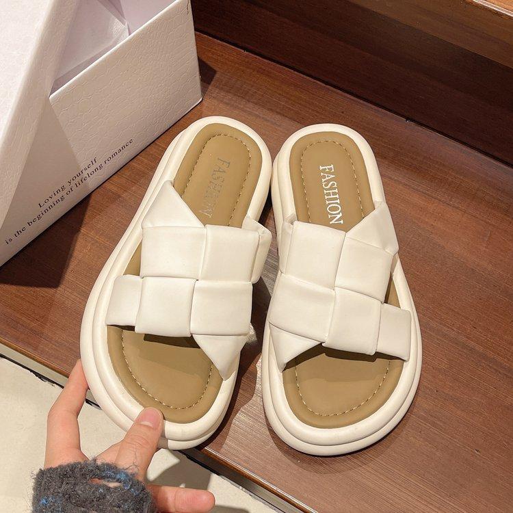 2025 лето новая корейская версия толстой подошвы повседневные плетеные односложные классные тапочки квадратные подошвы мягкие пляжные сандалии женские