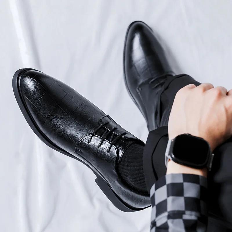 Модные деловые черные туфли для мужчин весна-осень, повседневные туфли из микрофибры для мужчин