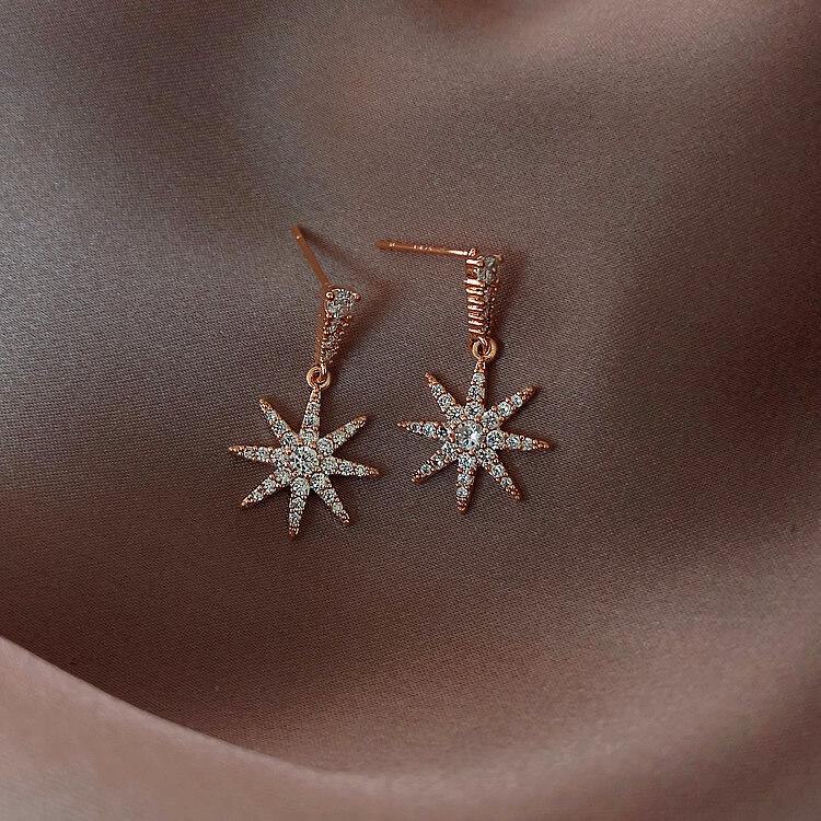 Korean Diamond Snowflake Pendant Earrings: Elegant, High-End Design, Versatile Fashion for Women