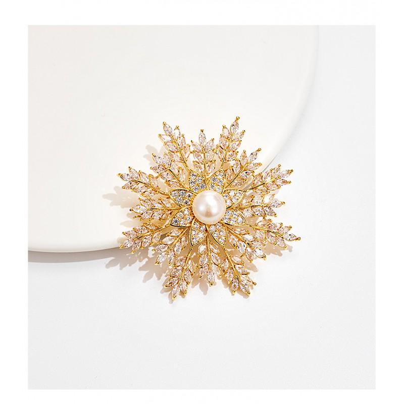 Snowflake Brooch Women Unique Design High-end Dual-use Scarf Pin Clothing Accessory