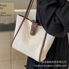 Woven straw bag women's large capacity 2025 new versatile seaside shoulder bag beach vacation commuter tote bag