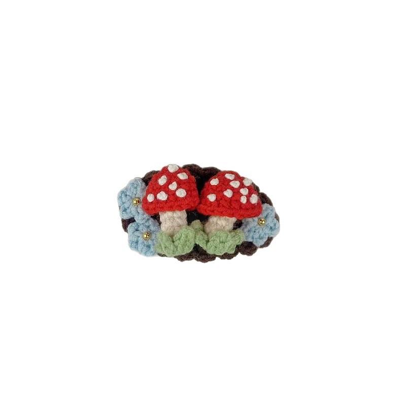 Handmade Crochet Mushroom Hair Clip Cute Knitted Side Clip Korean Style Hair Accessories for Girls Gift