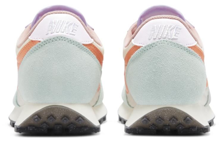 Nike Daybreak 'Sail Crimson Bliss White' Женская DJ0413-161