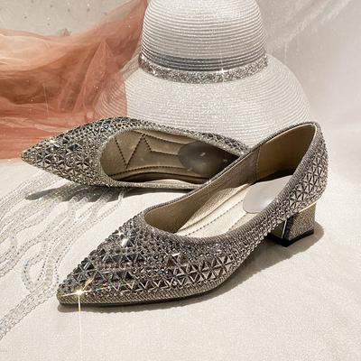 Мода 2025 Новые Женские Роскошные Туфли на Высоком Каблуке с Острым Носком и Мелким Вырезом, Модные Туфли Большого Размера 34-43, Повседневные Туфли на Высоком Каблуке