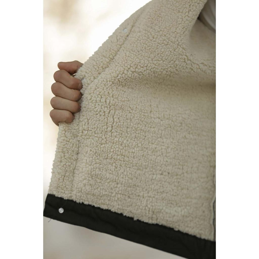 Мужская джинсовая куртка цвета хаки с мехом внутри