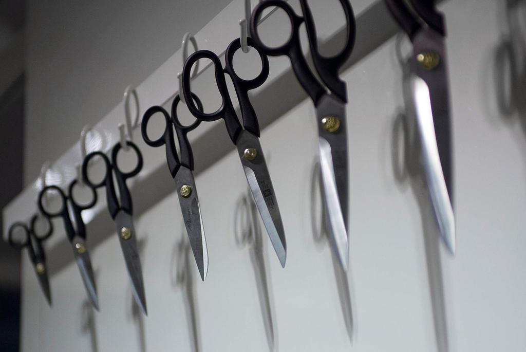 HENCKELS ZWILLING Superfection Classic Dressmaking J.A. Scissors, 23cm, 41900-231