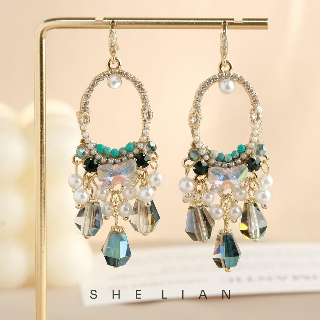 Retro handmade crystal fringed earrings women's heavy industry fashion temperament court style earrings light luxury high-end earrings