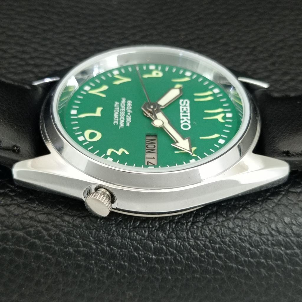 ЯПОНСКИЕ ВИНТАЖНЫЕ ОТРЕМОНТИРОВАННЫЕ МУЖСКИЕ АВТОМАТИЧЕСКИЕ ЧАСЫ SEIKO ЗЕЛЕНЫЙ ЦИФЕРБЛАТ a445584-1