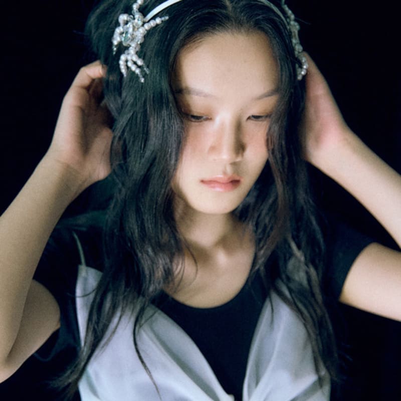 LOVUEE Повязка на голову Паук Белая