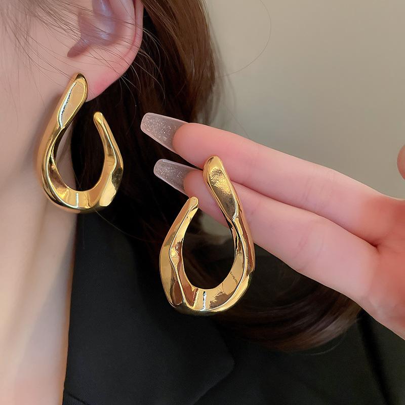 Exaggerated Metal Irregular Geometric Large Earrings for Women Europe And America Personality Party Retro Jewelry Gifts