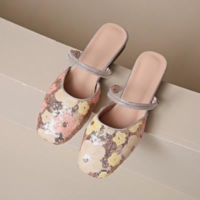 Летние новые шлепанцы с цветочным пайеточным декором, женские, на квадратном каблуке, плоские, с вышивкой стразами, два варианта носки