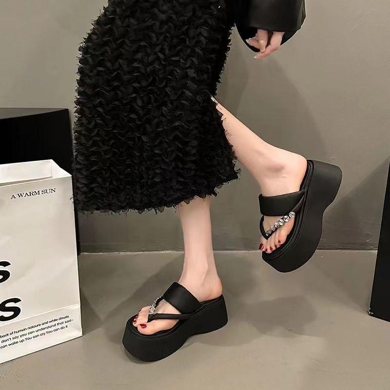 2024 новые высококачественные тапочки на маленькой маффиновой подошве, летняя обувь, с круглым носком, модные, повседневные, сандалии со стразами и утолщенной подошвой