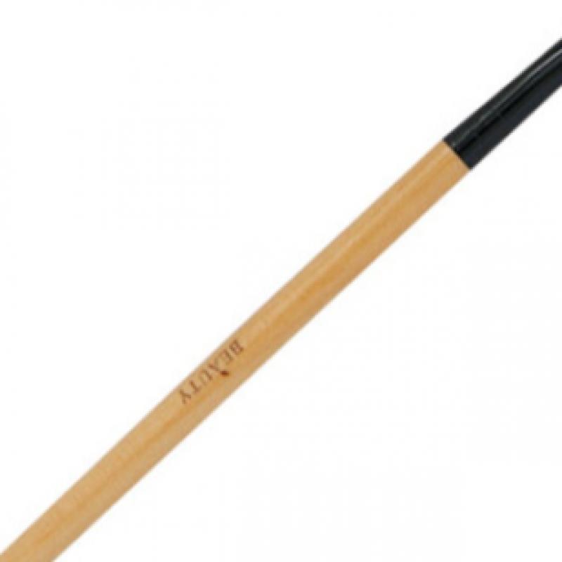 Daiso Beauty Oblique Brow Brush