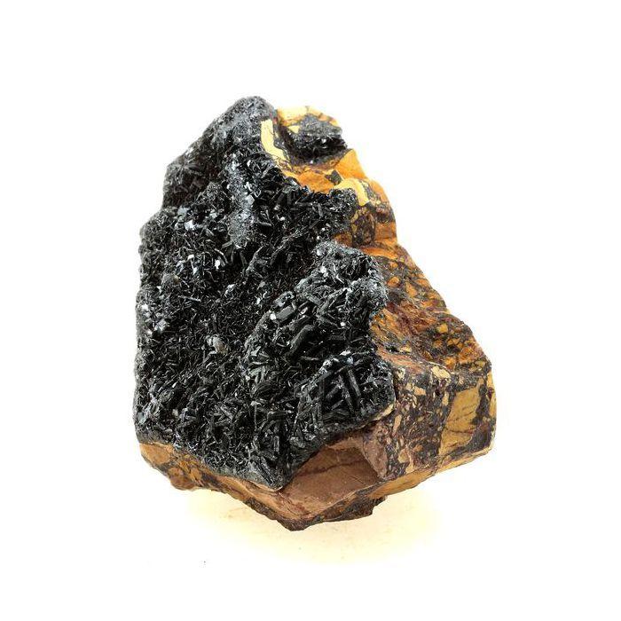 Pierres et Minéraux. Hematite. 850.5 ct. Stahlberg Mt., Vosges, France.