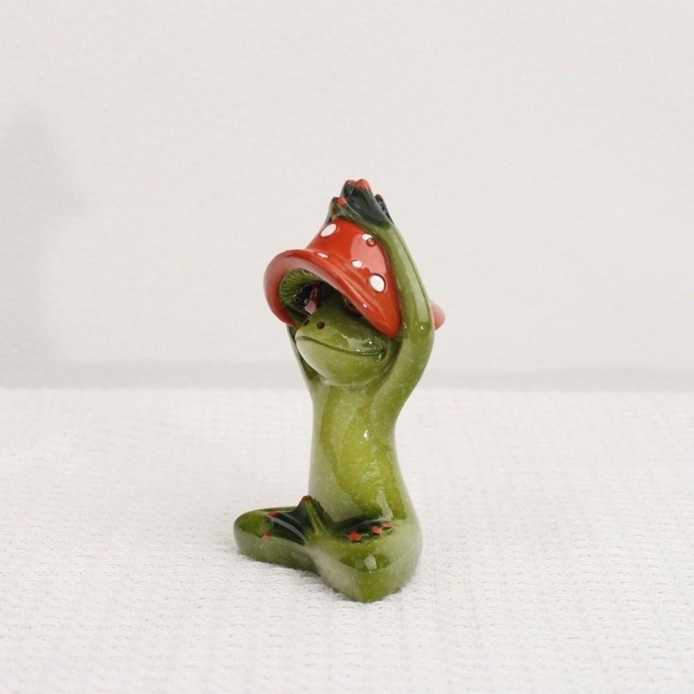 Handmade Yoga Frog Figurine Cartoon Mushroom Frog Statue Aesthetic Meditation Statue Garden Decor