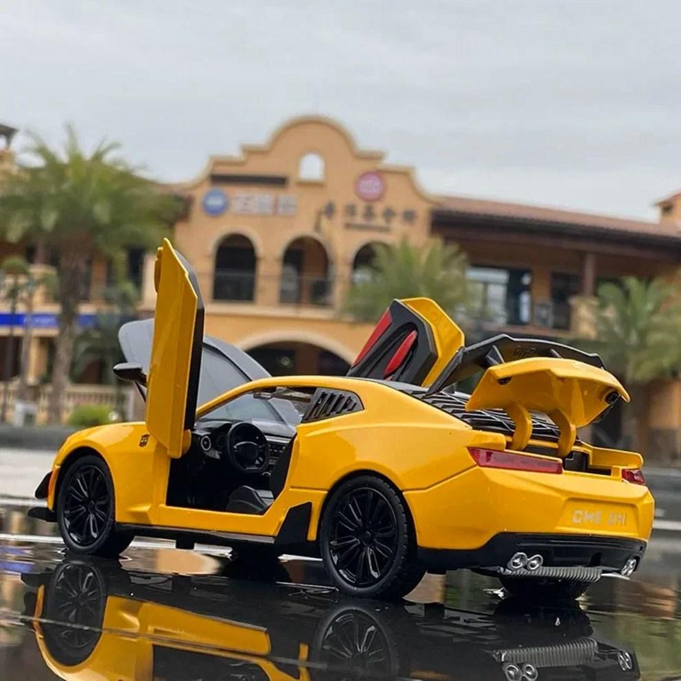 Премиум 1:Модель автомобиля Chevrolet Camaro в масштабе 1:24