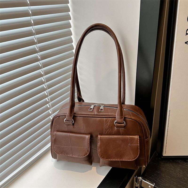 Trendy Large Capacity Tote Bag For Women In Fashionable Black And Colorful Patterns