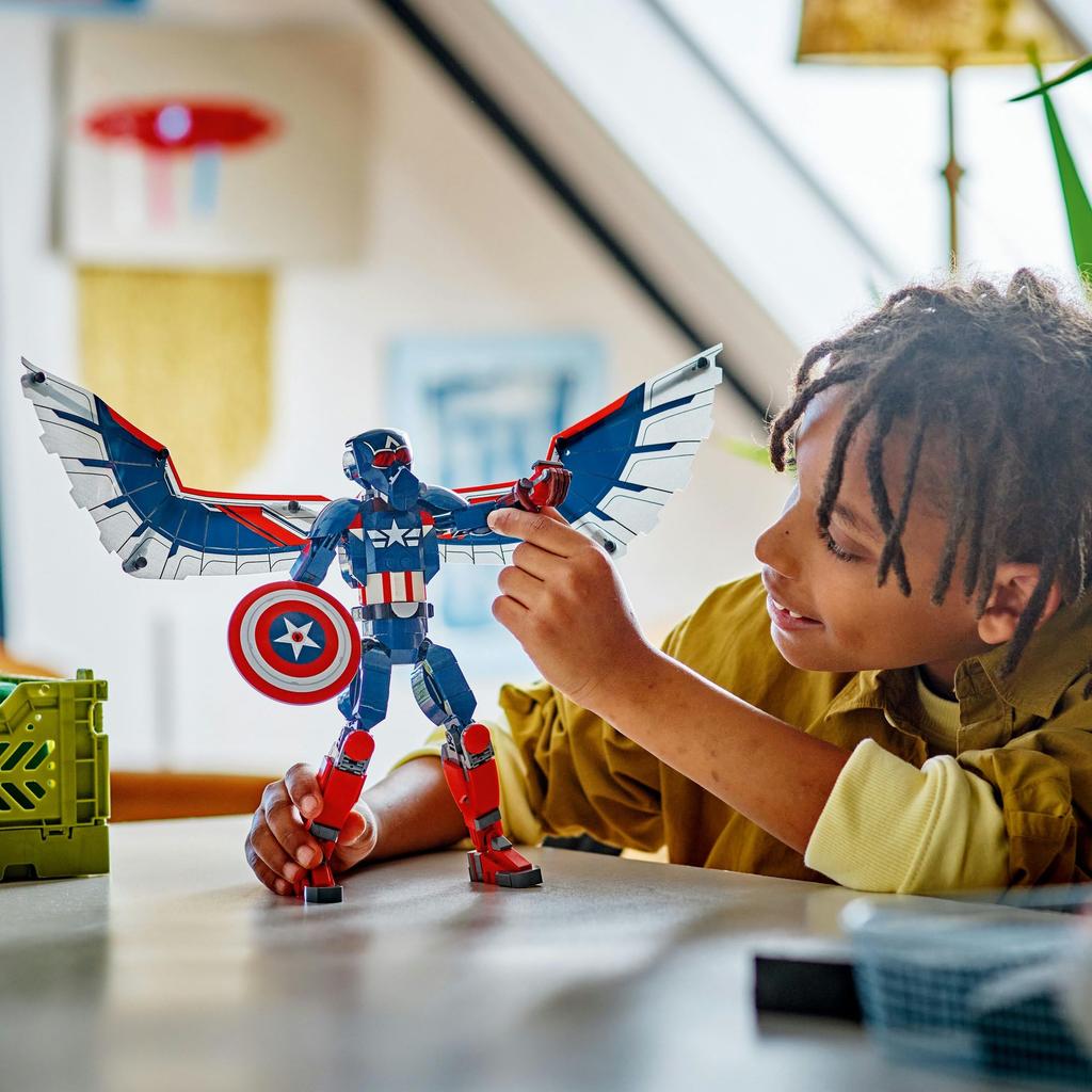 Конструктор LEGO Marvel Новая фигурка Капитана Америки, 359 деталей, Игрушка, Подарок на день рождения, Строительные блоки, Мальчики, Девочки, Дети от 8, 9, 10 лет, Ученики начальной школы