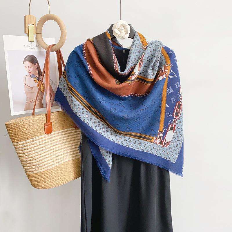 Niche creative multi-element color matching shawl high-end sense mother birthday holiday gift travel photography matching scarf