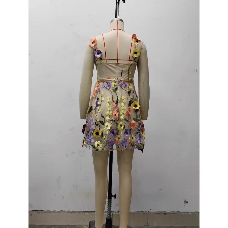 Women's Summer Three-dimensional Flower Embroidery Wrap Hip Sexy Dresses