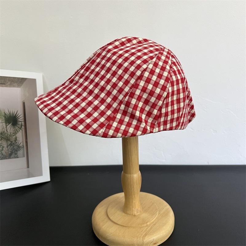 Sweet plaid thin baseball cap for women, summer artsy pastoral style, fashionable sunshade vintage forward hat, beret