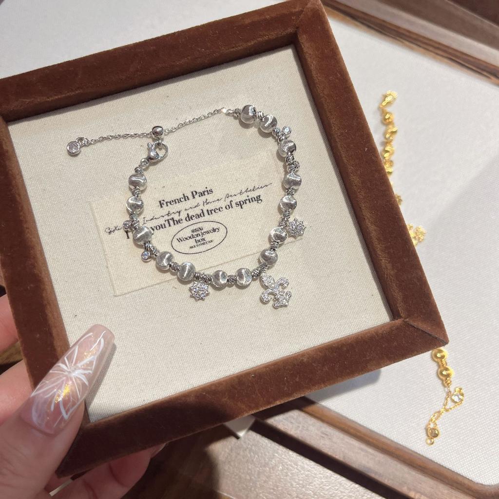 Medieval Vintage Iris Snowflake Cat Eye Bead Bracelet Light Luxury Old Money Wind Light Bulb Flash Jewelry