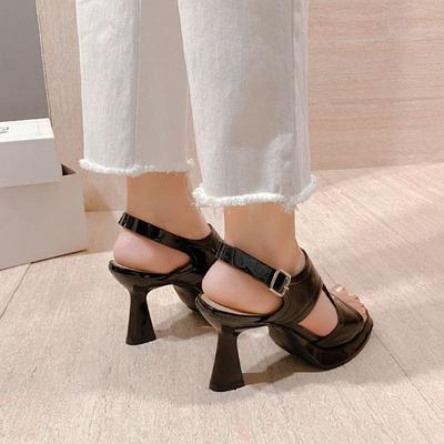 Полые водонепроницаемые туфли на высоком каблуке с открытым носком, лето 2025, новые сандалии, женские сандалии на толстом каблуке, женские уличные сандалии