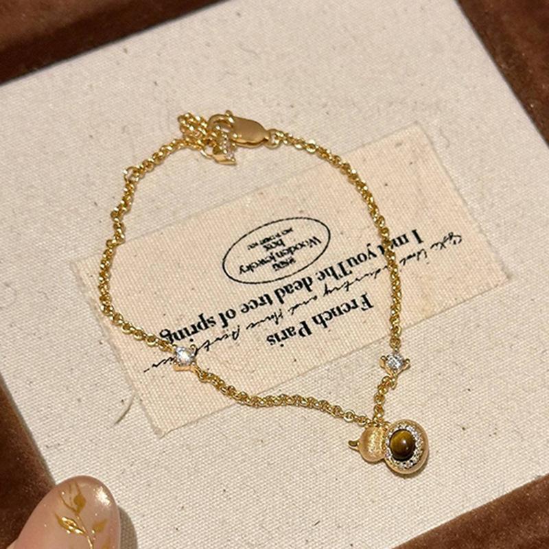 Retro exquisite bangles chain palace style tiger eye stone gourd bracelet for women light luxury party wedding fine