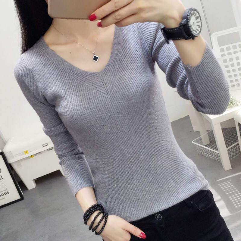 Женский пуловер с V-образным вырезом