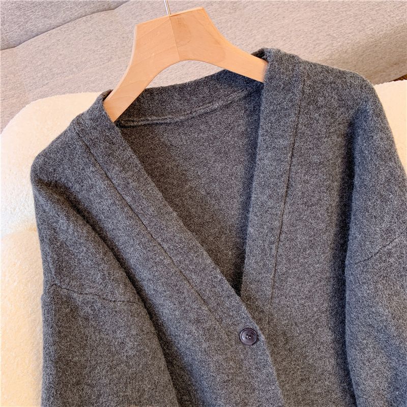 Fashionable and Comfy Long Sweater Coat with Loose Knitted Cardigan for Women In Autumn