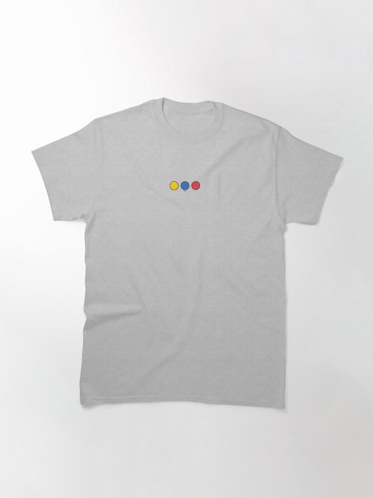 Third World Ecuador: 3 Dots Classic T-Shirt