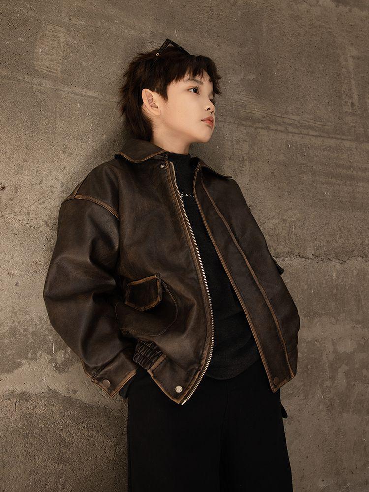 Кожаная куртка с флисовой подкладкой в уличном стиле для мальчиков на Осень/Зиму 2025 – Крутая и дерзкая верхняя одежда в корейском стиле