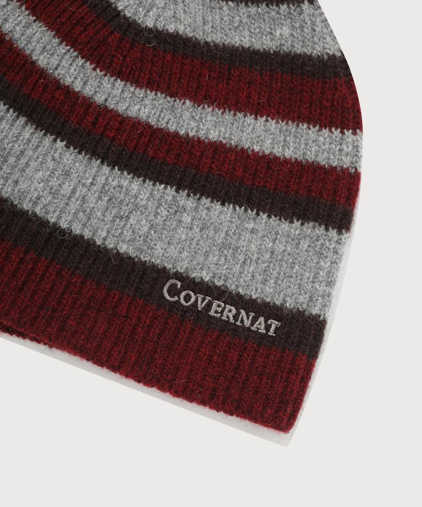 COVERNAT Шапка-бини с логотипом и полосками, без отворота, цвет бордовый