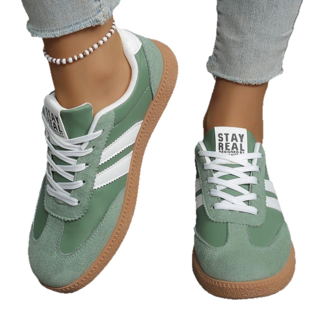 Special shooting of German training shoes for women's 2026 spring and autumn models, large size sports board shoes, fashion and leisure women