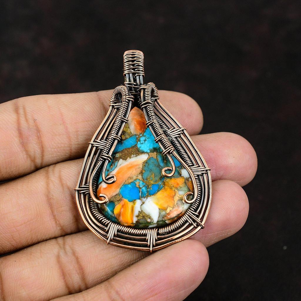 Колючая устрица Медь Бирюза Драгоценный камень Кулон Медная проволока Обернутая подвеска Ювелирные изделия ручной работы Дизайнерские ювелирные изделия Подарок Медный кулон для женщин