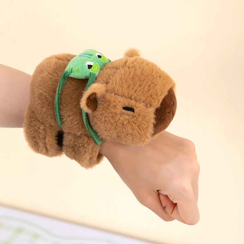 Kawaii Capybara Slap Bracelet Snap Wrap Cute Wristband Bracelet Cartoon Capibara Doll Hand Ring Clap Circle Toy Party Favor Gift