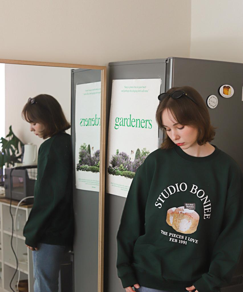 BONIEE [Fleece Lined] Custard Collage Logo Graphic Oversized Sweatshirt Green