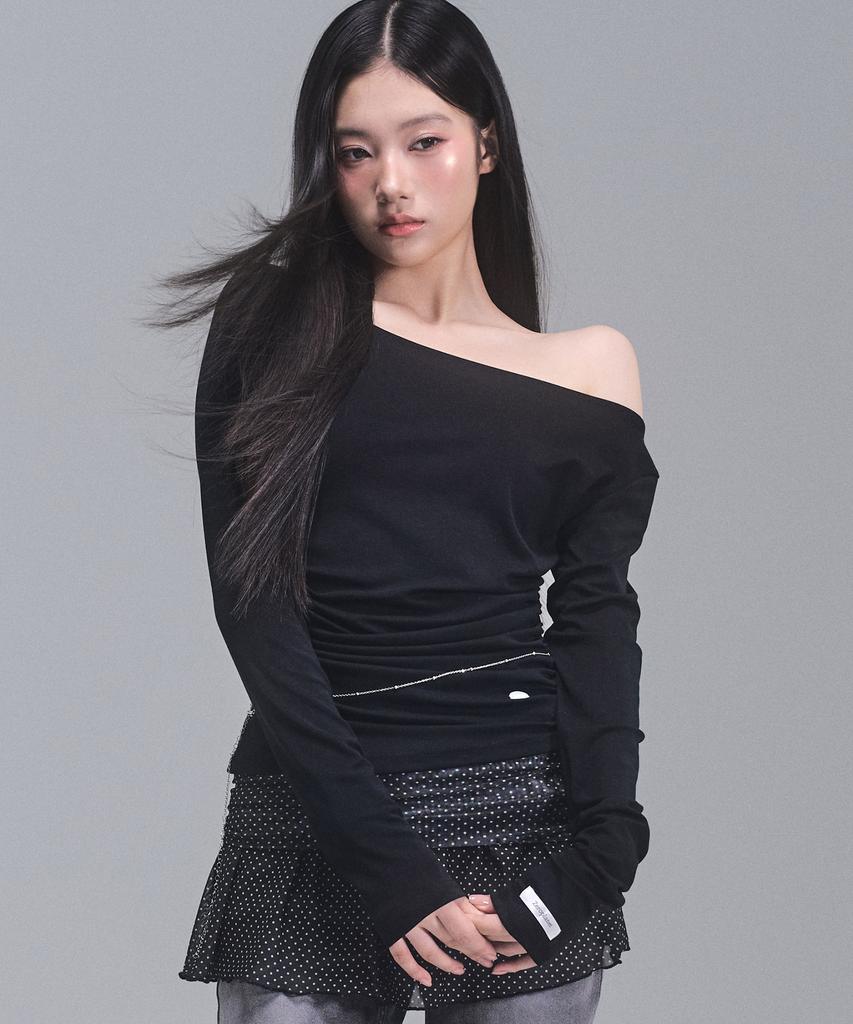 ZEROPLANET Joy Shirred Long Sleeve Top [Black]