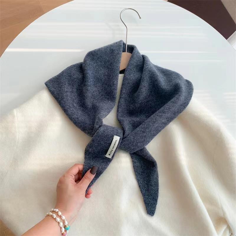 British Korean Triangle Scarf Niche Wool Triangular Scarf Women Headscarf Knitted Scarf Multi-functional Warm Knitted Scarf