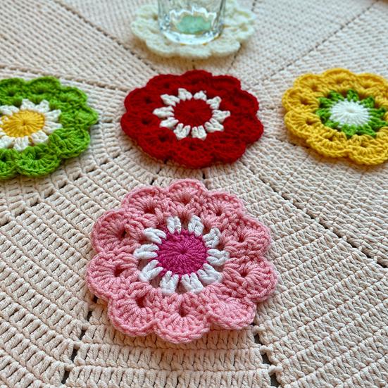 Handmade Crochet Flower Coaster Heat-Resistant Cup Mat for Mugs Glasses Soft